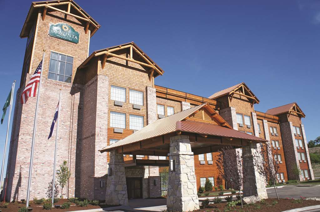 La Quinta By Wyndham Branson - Hollister Hotel Exterior photo